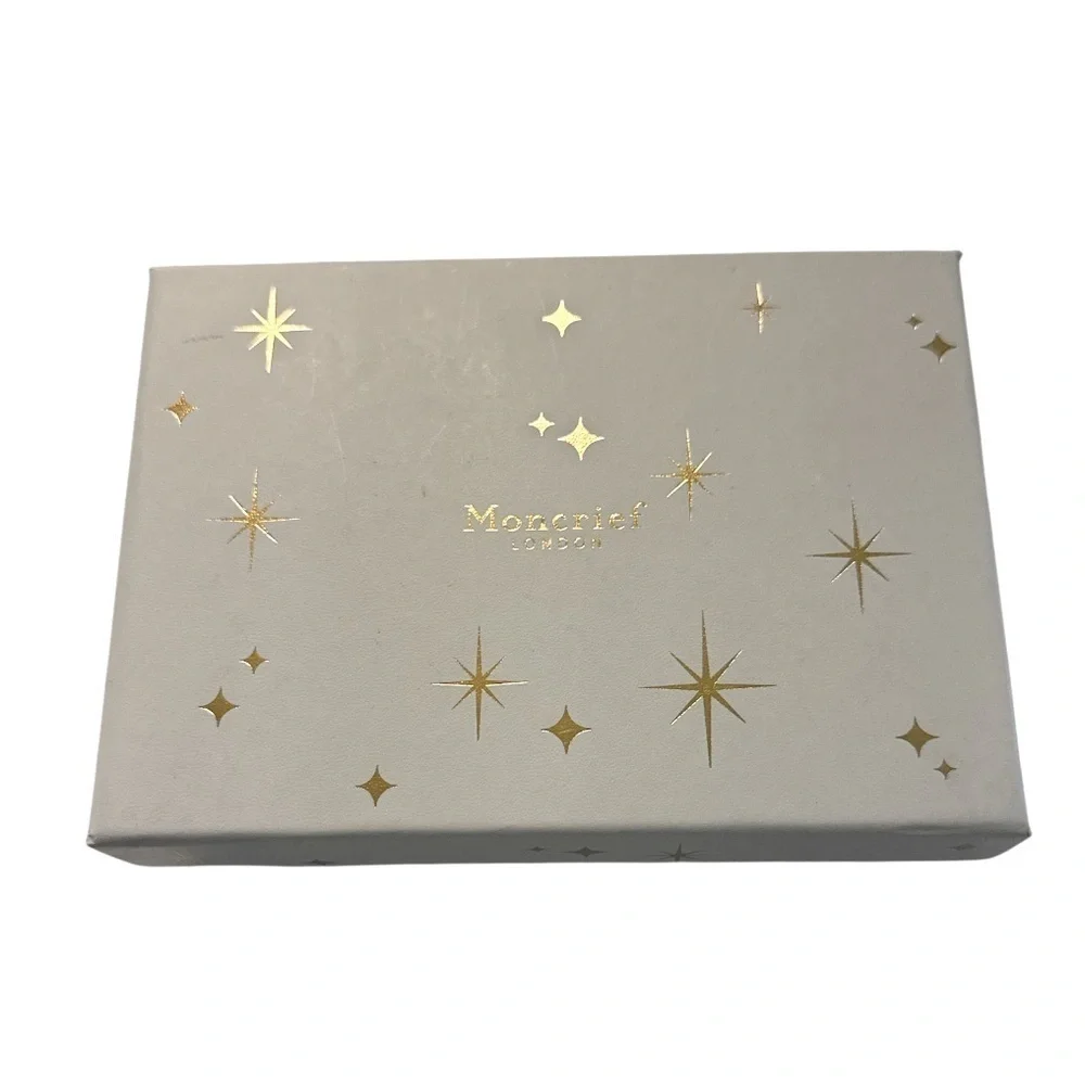 NEW Moncrief London Winter Taupe Wallet with Tags and Gift Box